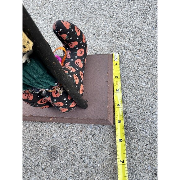 Vintage Halloween Witch standing figure vintage Handmade Rustic Farmhouse 25”H - Picture 9 of 9